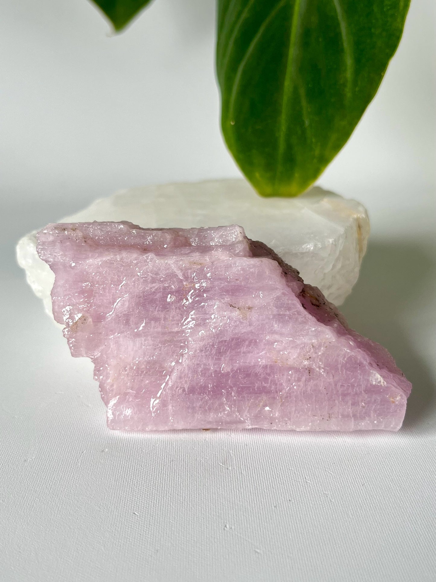 Kunzite Crystal | Bespoke Crystals