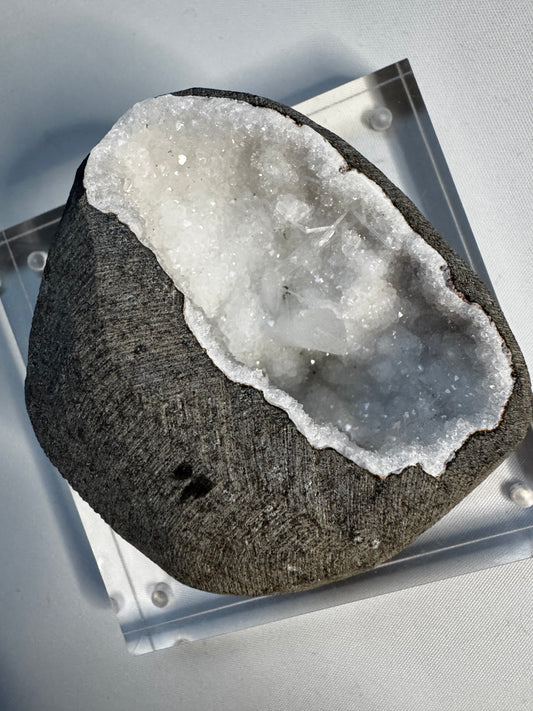 Scolecite & Quartz Crystal Geode